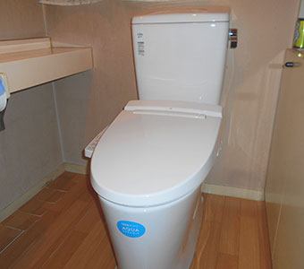 Office伸施工事例 トイレのリフォーム（施工後）