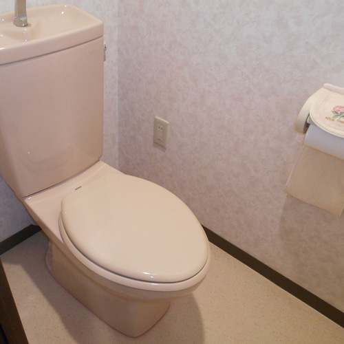 京都府宇治市　トイレのリフォーム施工前